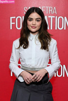 Free porn pics of Lucy Hale  41 of 439 pics