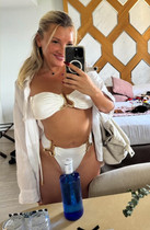 Free porn pics of Selfie Museum  24 of 100 pics