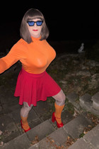 Free porn pics of Jinkies! Amanda as Velma 13 of 43 pics