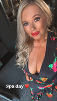 Free porn pics of Look at me young man, not at my tits 21 19 of 59 pics
