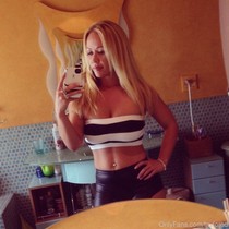 Free porn pics of Austin Taylor BBC Slut 19 of 167 pics