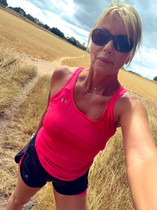 Free porn pics of Beau, Sexy UK MILF Slut 22 of 26 pics