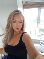 Free porn pics of Sexy UK Cumm dump sluts 4 18 of 60 pics