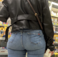 Free porn pics of Candid Pawgs - Tight Jeans and Pants 13 of 319 pics