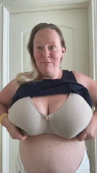Free porn pics of No supermodel here 64 of 164 pics