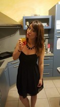 Free porn pics of bonnes putes 1 of 33 pics