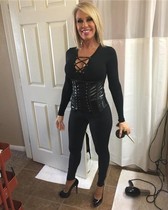 Free porn pics of Dommes, Landladies & Mothers In Law June 2024 14 of 129 pics