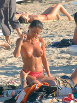Free porn pics of Common Threads 133 59 of 99 pics
