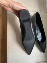 Free porn pics of Worn ballerinas 5 74 of 76 pics