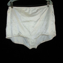 Free porn pics of More beautiful feminine underwear and gorgeous knickers 68 of 126 pics