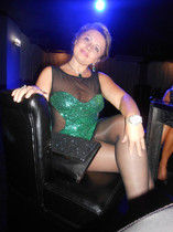 Free porn pics of Sexy mature bitch 19 of 164 pics