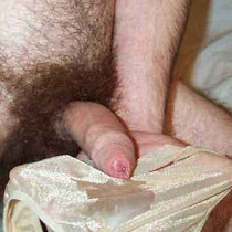 Free porn pics of Crossdressers releasing the tension 41 of 412 pics