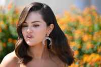Free porn pics of Selena Gomez  21 of 127 pics
