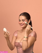 Free porn pics of Selena Gomez  48 of 127 pics
