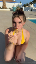 Free porn pics of busty freckled teen 97 of 118 pics