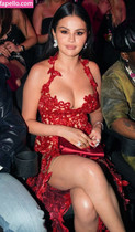 Free porn pics of Selena Gomez  41 of 127 pics