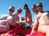 Free porn pics of Nudist celebrate beach life 16b 89 of 99 pics