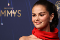 Free porn pics of Selena Gomez  28 of 127 pics
