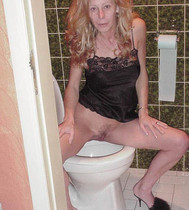 Free porn pics of More beauties peeing 2 of 740 pics