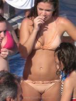 Free porn pics of Cameltoe 90 of 101 pics