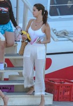 Free porn pics of ♡ Selena Gomez 17 of 1985 pics