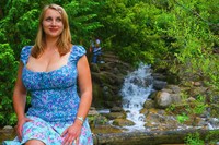 Free porn pics of curvy zum kommentieren  7 of 141 pics