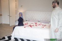 Free porn pics of Violet Myers - Childbearing Hijab Hips 14 of 344 pics